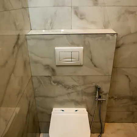 Centerpoint 4* Tirana