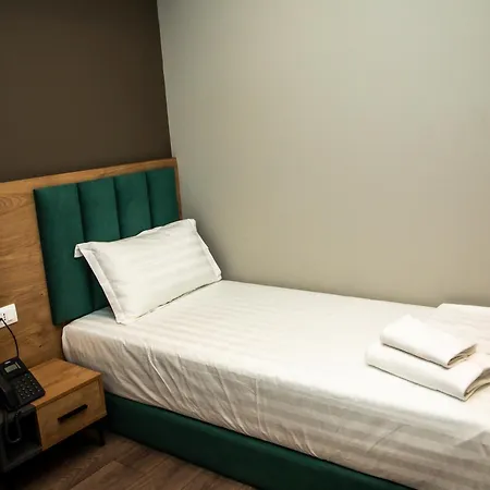 Centerpoint 4* Tirana